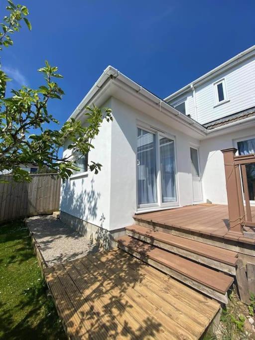 Dingley Dell - Superb Location For Truro In Private Accommodation Perranwell Екстериор снимка