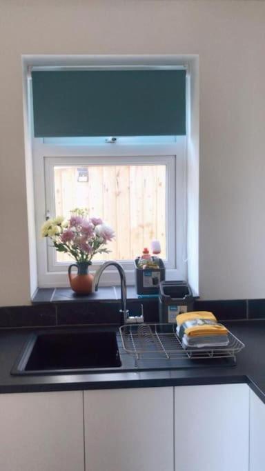 Dingley Dell - Superb Location For Truro In Private Accommodation Perranwell Екстериор снимка